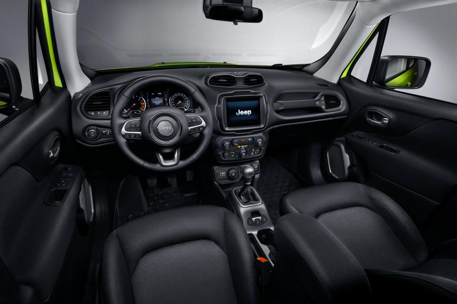 Торпедо Jeep Renegade Hyper Green by Mopar (BU) 2018 года  (фото 5 из 6)